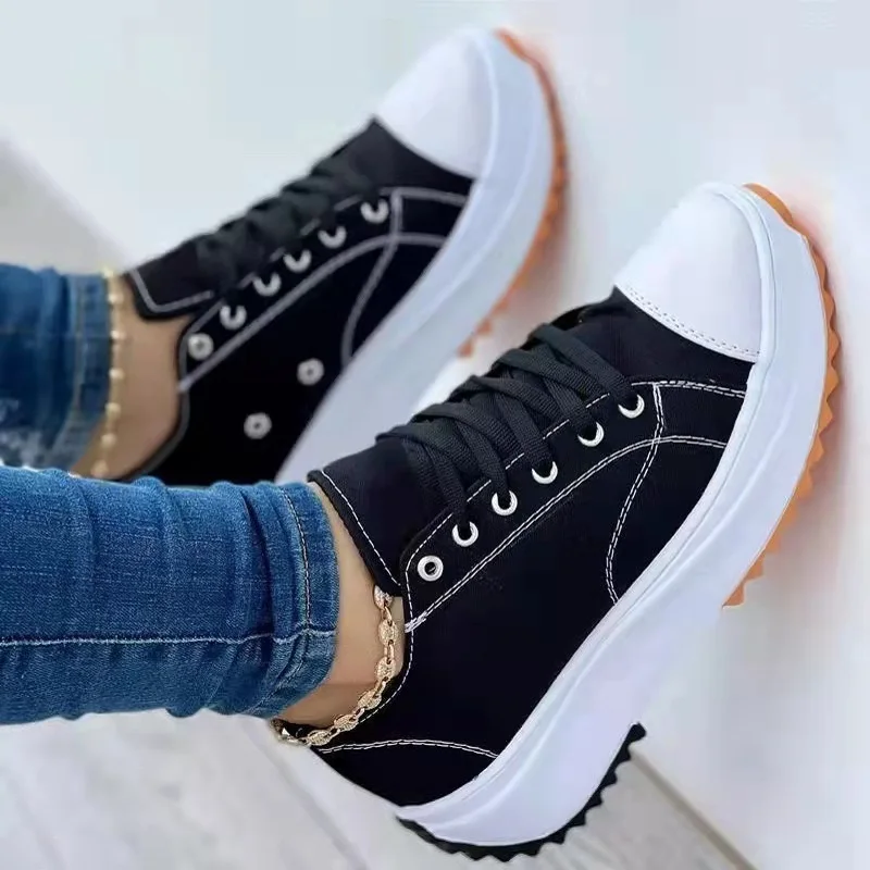 Vans Shoes Old Skool - أحذية رياضية نسائية قماشية بتصميم جرافيك،